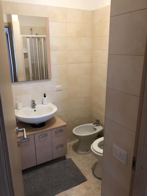 La Casa Di Gio Con Terrazzino Panoramico Apartment Polignano a Mare Bagian luar foto