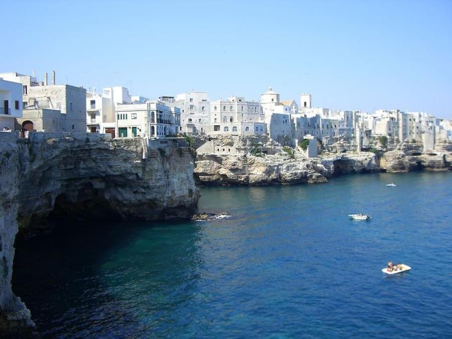 La Casa Di Gio Con Terrazzino Panoramico Apartment Polignano a Mare Bagian luar foto