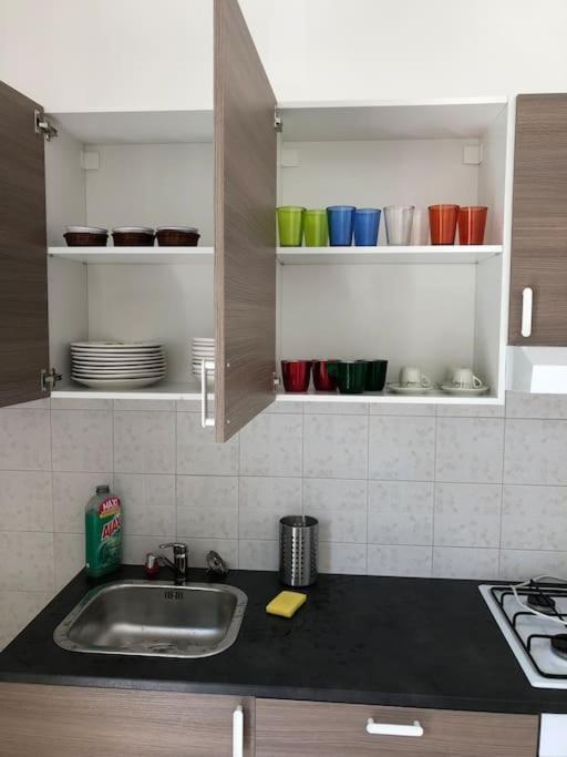 La Casa Di Gio Con Terrazzino Panoramico Apartment Polignano a Mare Bagian luar foto